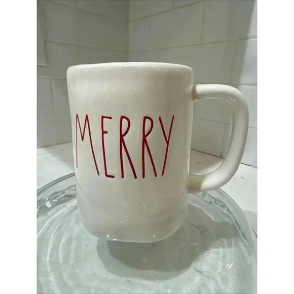 Rae Dunn MERRY Mug Large Letter Coffee Mug Christmas Magenta Artisan Collection - Picture 1 of 11